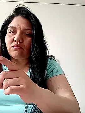 Snapshot of Cati_cat3 chatting on February 2026 02:20:02 PM Cati cat3 online show from February 2026 02:20:02 PM