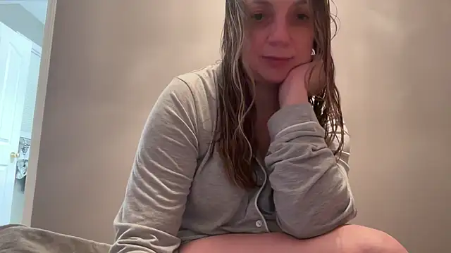 Snapshot of ShyFlameLive chatting on February 2026 10:50:01 PM ShyFlameLive online show from February 2026 10:50:01 PM