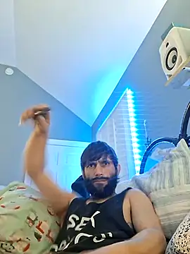 Snapshot of TrndSettr chatting on February 2026 10:55:02 AM TrndSettr online show from February 2026 10:55:02 AM