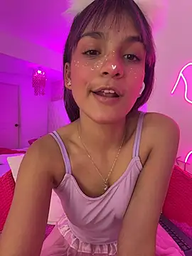 Snapshot of Kitty_madness chatting on February 2026 08:26:01 PM Kitty madness online show from February 2026 08:26:01 PM