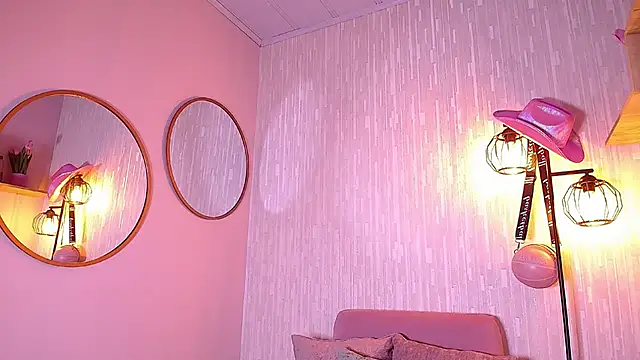 Snapshot of Kitty_madness chatting on July 2026 03:39:01 PM Kitty madness online show from July 2026 03:39:01 PM