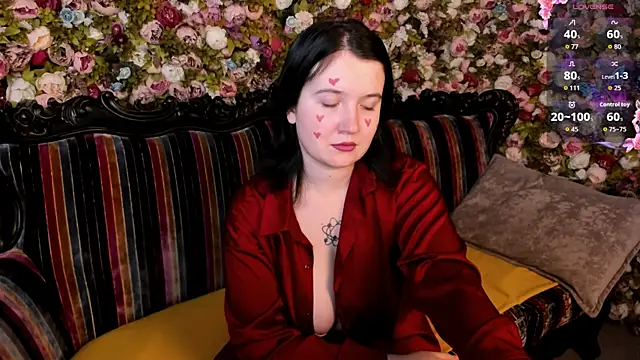 Snapshot of MollySoShy chatting on February 2026 05:14:01 AM MollySoShy online show from February 2026 05:14:01 AM