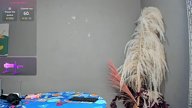 Snapshot of brendarendon chatting on February 2026 03:29:02 AM brendarendon online show from February 2026 03:29:02 AM