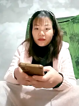 Snapshot of Beeio_diaeo chatting on February 2026 01:20:02 PM Beeio diaeo online show from February 2026 01:20:02 PM