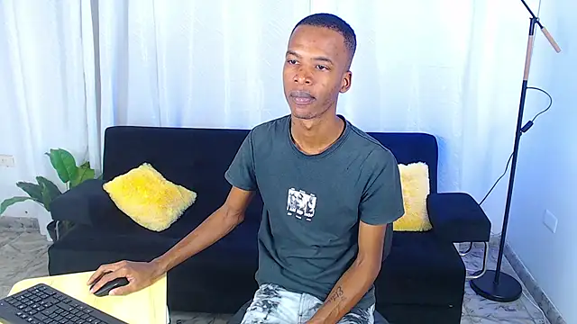 gusy 18 online show from February 2026 08:05:01 PM