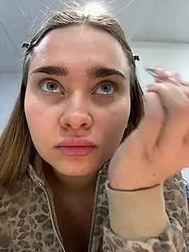 Snapshot of MonicaWestt chatting on March 2026 06:31:02 AM MonicaWestt online show from March 2026 06:31:02 AM