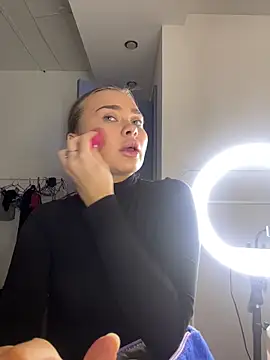 Snapshot of MonicaWestt chatting on March 2026 06:35:02 AM MonicaWestt online show from March 2026 06:35:02 AM