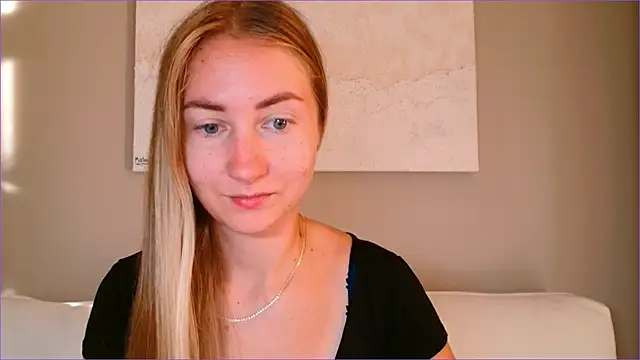 BluueSilk online show from October 2025 06:25:01 AM