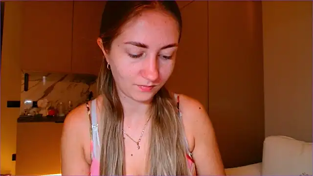 BluueSilk online show from November 2025 06:16:02 AM