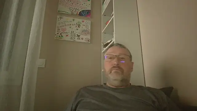 doudou310 online show from February 2026 05:34:02 AM