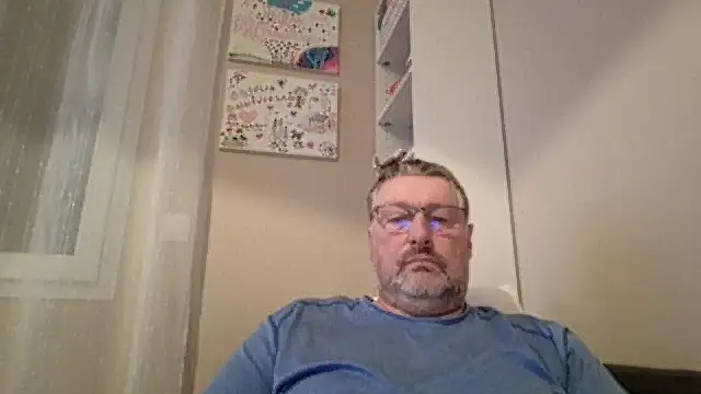 doudou310 online show from March 2026 05:13:01 AM