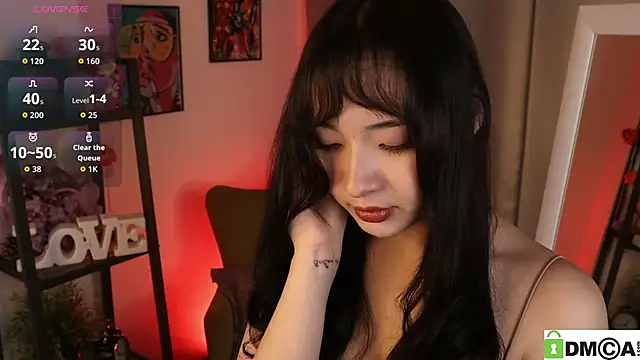 Noiry Vuvez online show from April 2026 08:12:02 PM