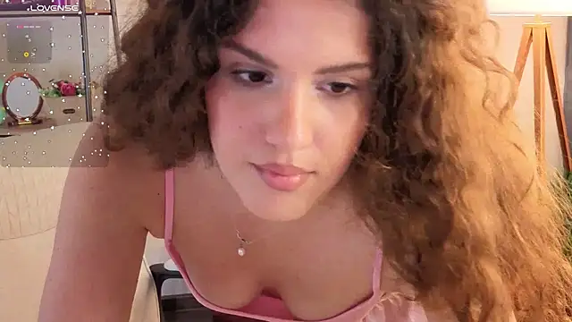 Lili Torin online show from July 2026 02:13:01 PM