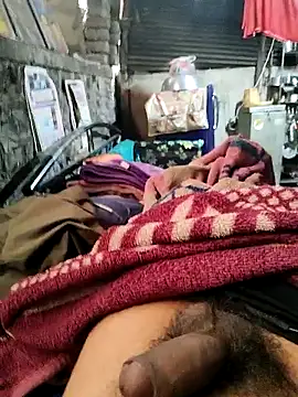 Snapshot of crazyxy12 chatting on February 2026 08:22:01 AM crazyxy12 online show from February 2026 08:22:01 AM