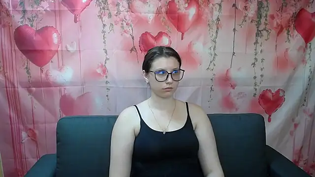 LilianaShine online show from July 2026 05:03:02 AM