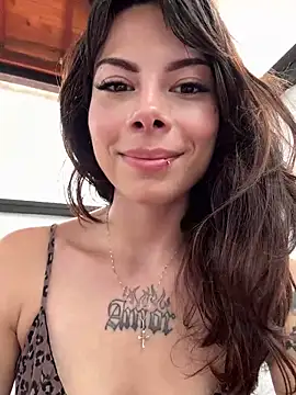 Isalove99 online show from April 2026 04:08:01 PM