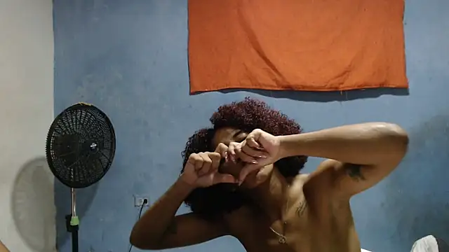 Snapshot of mamacitasxxx chatting on February 2026 07:54:02 PM mamacitasxxx online show from February 2026 07:54:02 PM