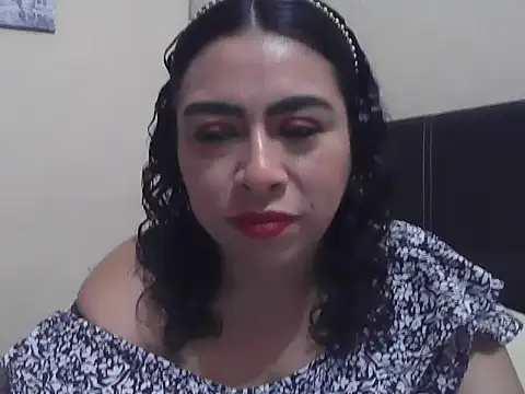 Snapshot of DalilahMx chatting on July 2026 06:23:01 PM DalilahMx online show from July 2026 06:23:01 PM