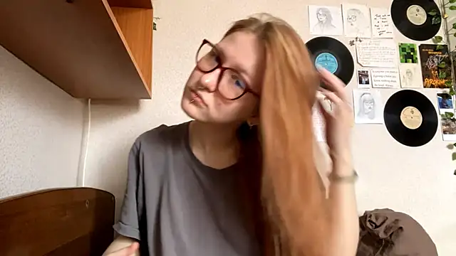 LaureenVielma online show from April 2026 08:30:01 AM