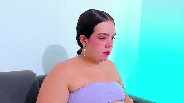 Snapshot of Emely_pregnantt chatting on March 2026 08:09:01 AM Emely pregnantt online show from March 2026 08:09:01 AM