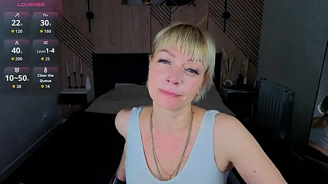 Ann Annise online show from July 2026 08:33:01 AM