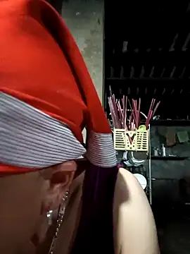 Snapshot of Ami-su chatting on February 2026 02:11:02 PM Ami-su online show from February 2026 02:11:02 PM