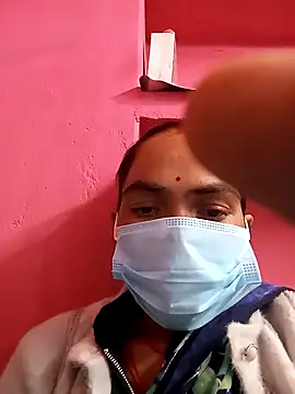 Julilodhi8695 online show from February 2026 06:40:02 AM