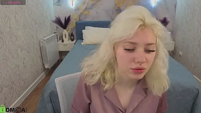 Snapshot of Kate_Krose chatting on February 2026 12:58:01 AM Kate Krose online show from February 2026 12:58:01 AM