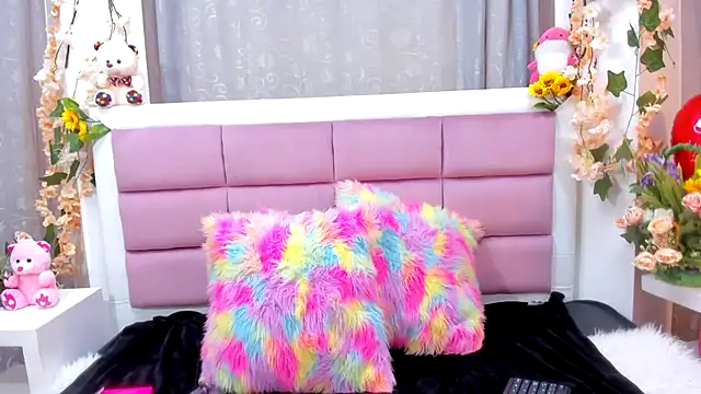 Snapshot of Keiry_Paloma chatting on February 2026 01:40:02 PM Keiry Paloma online show from February 2026 01:40:02 PM