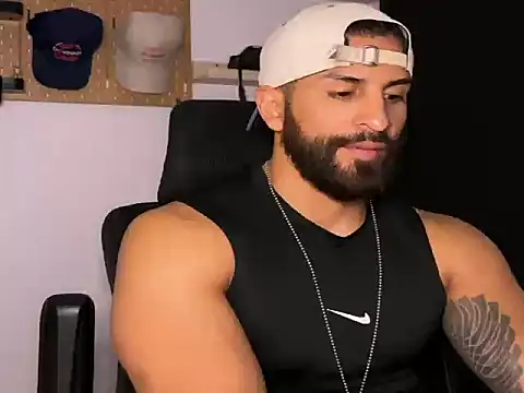 Snapshot of SamDornan51 chatting on February 2026 01:03:01 AM SamDornan51 online show from February 2026 01:03:01 AM