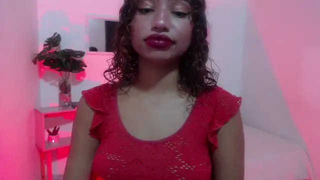 Mona Mistic online show from March 2026 11:05:02 PM