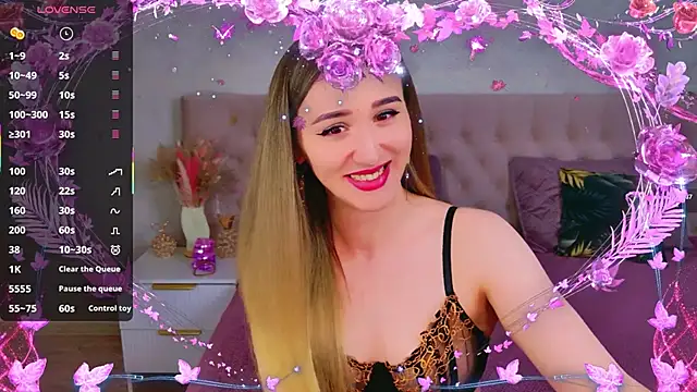 Snapshot of JasminUqueen chatting on May 2026 02:19:01 AM JasminUqueen online show from May 2026 02:19:01 AM