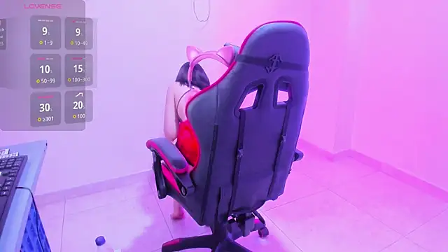 lunakill online show from February 2026 07:36:01 PM