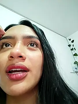 cynliu online show from February 2026 06:34:02 PM