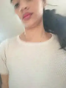 cynliu online show from April 2026 05:00:02 PM