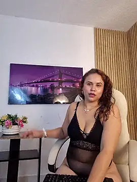 Snapshot of alennax chatting on April 2026 12:32:02 PM alennax online show from April 2026 12:32:02 PM