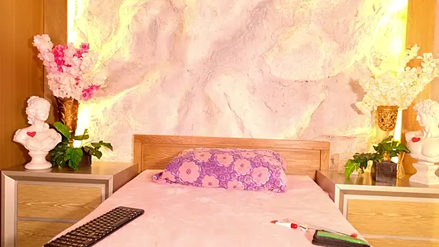 mollyjackson  online show from March 2026 10:46:01 PM