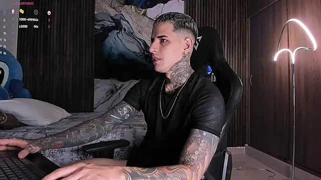 Snapshot of trisstann_ chatting on February 2026 05:16:01 PM trisstann online show from February 2026 05:16:01 PM