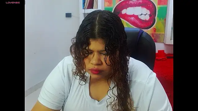 Snapshot of Cloe_r chatting on February 2026 10:36:02 PM Cloe r online show from February 2026 10:36:02 PM