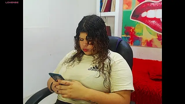 Snapshot of Cloe_r chatting on February 2026 08:25:02 PM Cloe r online show from February 2026 08:25:02 PM