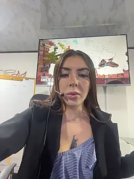 Snapshot of Sweet_bellaa_ chatting on April 2026 04:35:01 AM Sweet bellaa online show from April 2026 04:35:01 AM