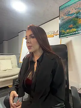 Snapshot of Sweet_bellaa_ chatting on April 2026 04:26:01 AM Sweet bellaa online show from April 2026 04:26:01 AM