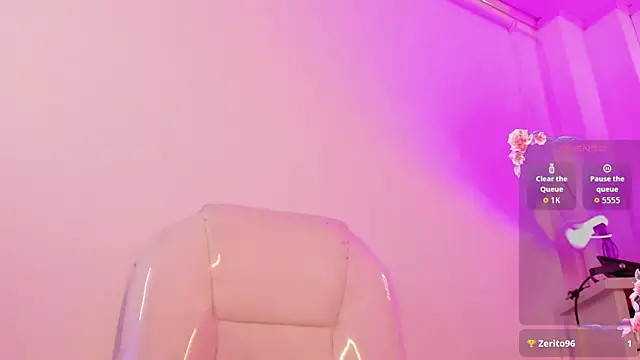 Snapshot of Sweet_bellaa_ chatting on May 2026 05:56:01 AM Sweet bellaa online show from May 2026 05:56:01 AM
