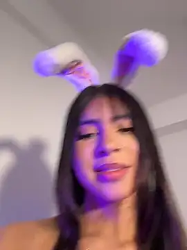 Chel   online show from March 2026 07:19:01 PM