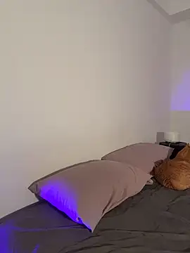 Chel   online show from April 2026 05:02:01 PM