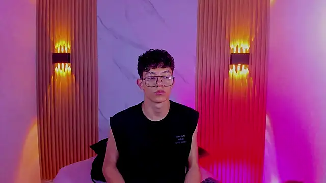 Christopher Hunter online show from February 2026 07:45:01 PM