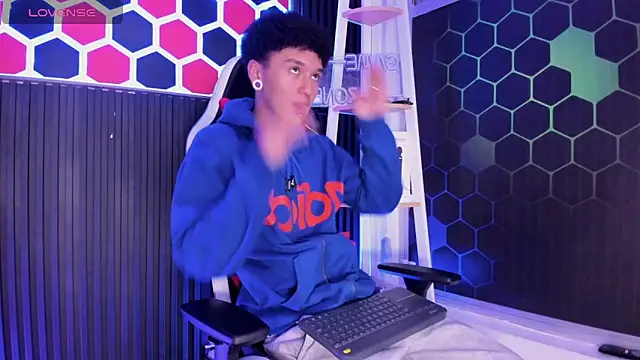 David Banks  online show from April 2026 12:38:01 PM