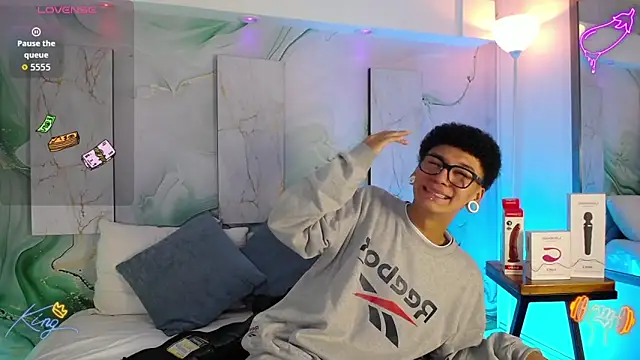 David Banks  online show from April 2026 12:43:01 PM