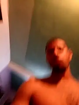 Snapshot of Francisco171 chatting on February 2026 03:21:02 AM Francisco171 online show from February 2026 03:21:02 AM