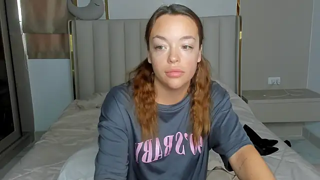 stellaa quenn online show from April 2026 12:13:02 AM